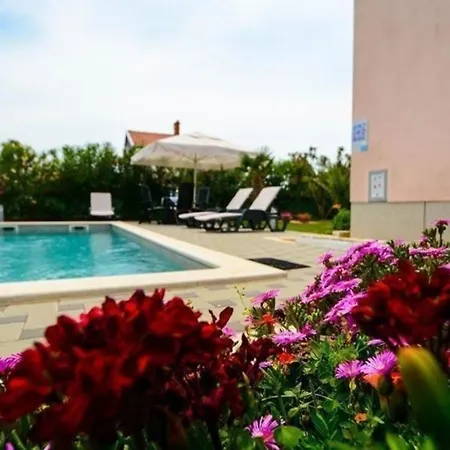 Strandnahes Haus Mit Terrasse Und Pool *